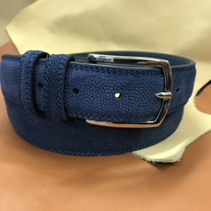 Ceinture cuir bleu velours